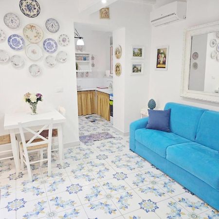 Suite And Relax Tina A 2 Passi Dal Centro E Al Foro Italico Palermo Ngoại thất bức ảnh