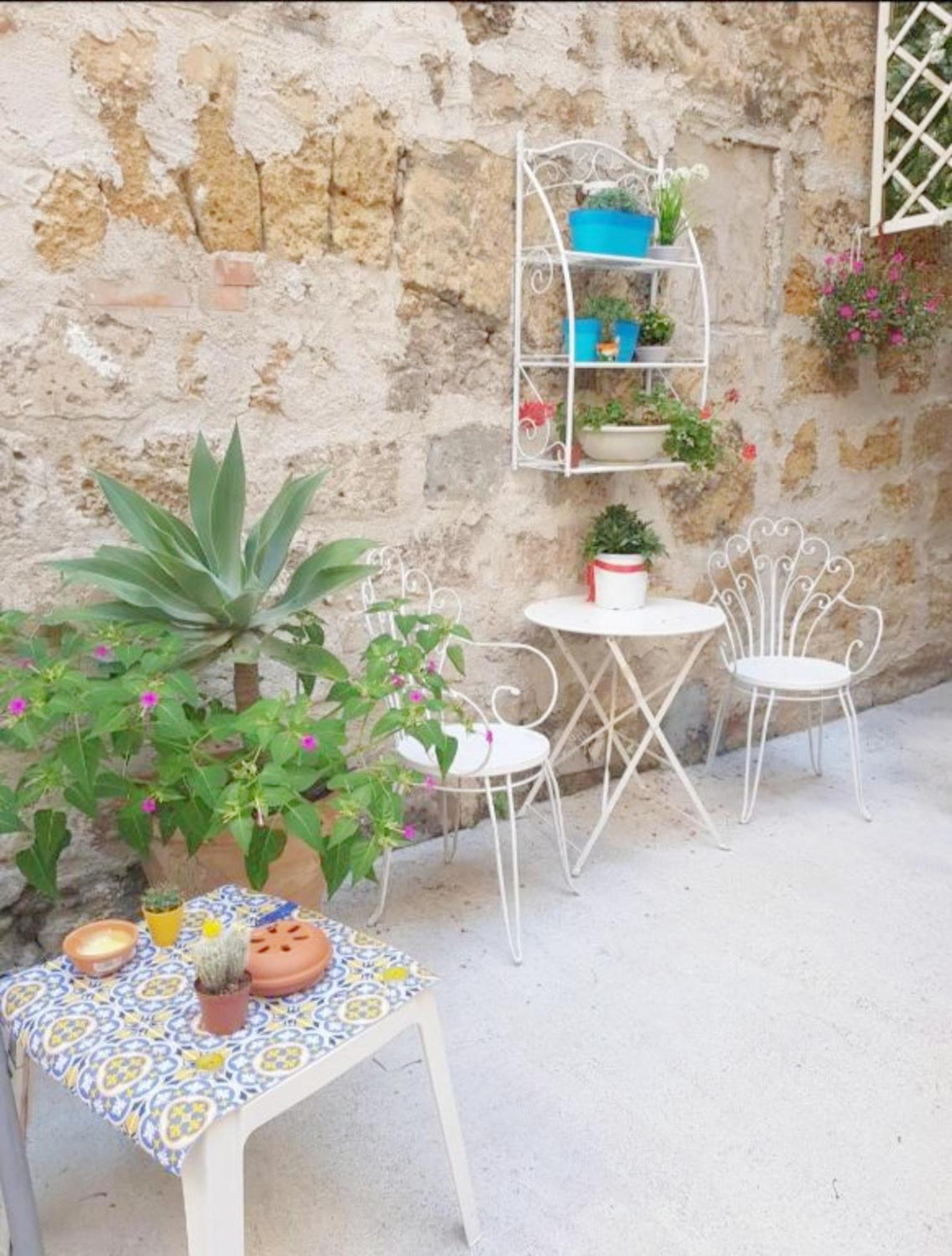Suite And Relax Tina A 2 Passi Dal Centro E Al Foro Italico Palermo Ngoại thất bức ảnh